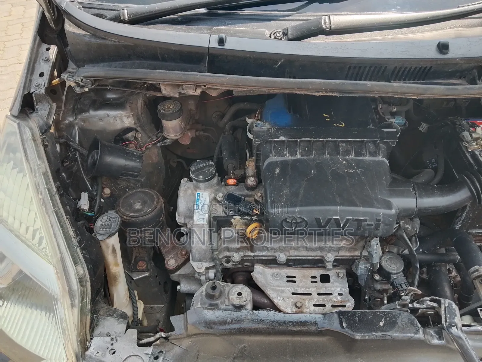Toyota Ractis 2006 Gray