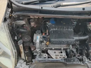 Toyota Ractis 2006 Gray
