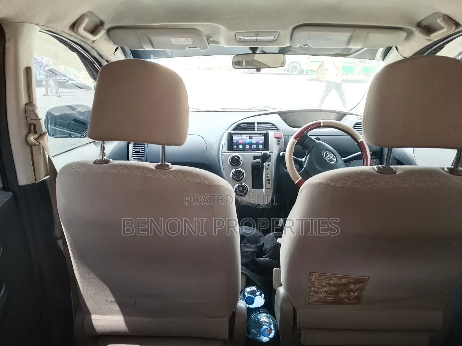 Toyota Ractis 2006 Gray
