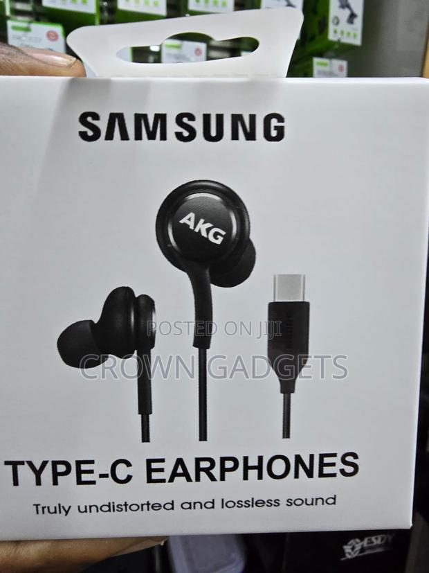 Samsung Type-C Earphones With AKG Studio Quality Audio - thumbnail 2