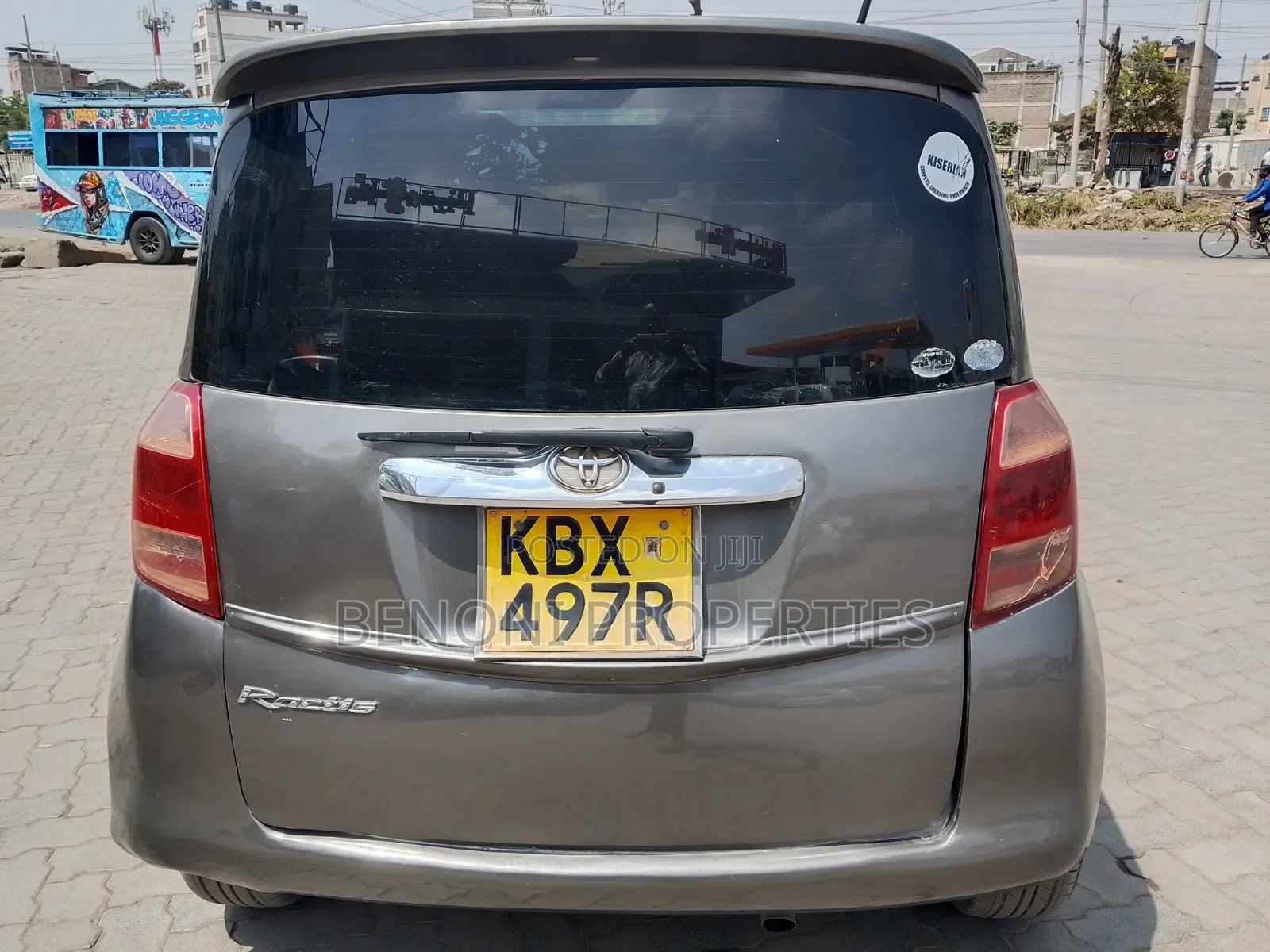Toyota Ractis 2006 Gray