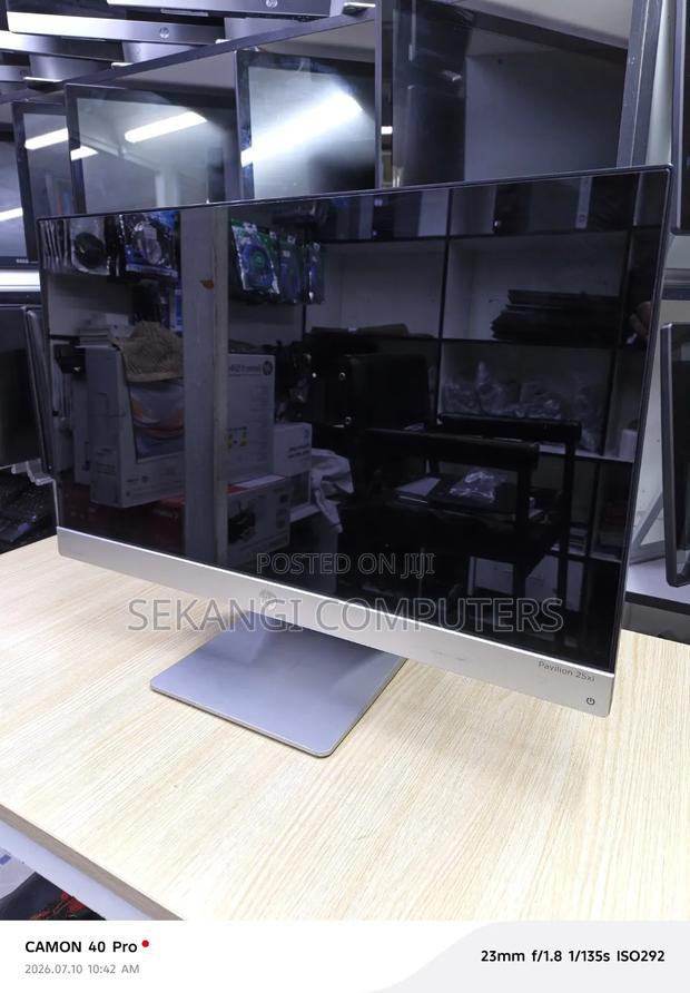 HP Pavilion 25Xi - thumbnail 3