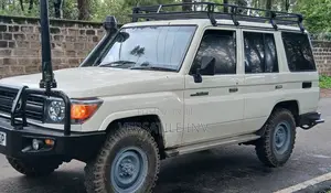 Toyota Land Cruiser 76 Series 2013 White