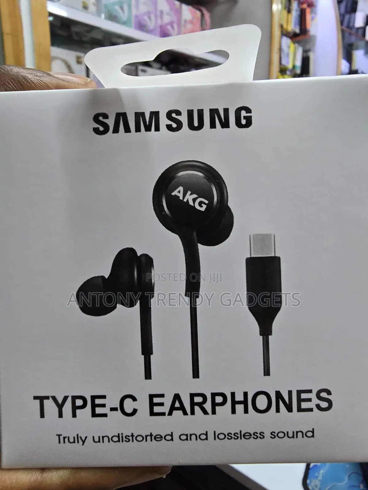 Samsung Type-C Earbuds Tuned by AKG for Clear Audio