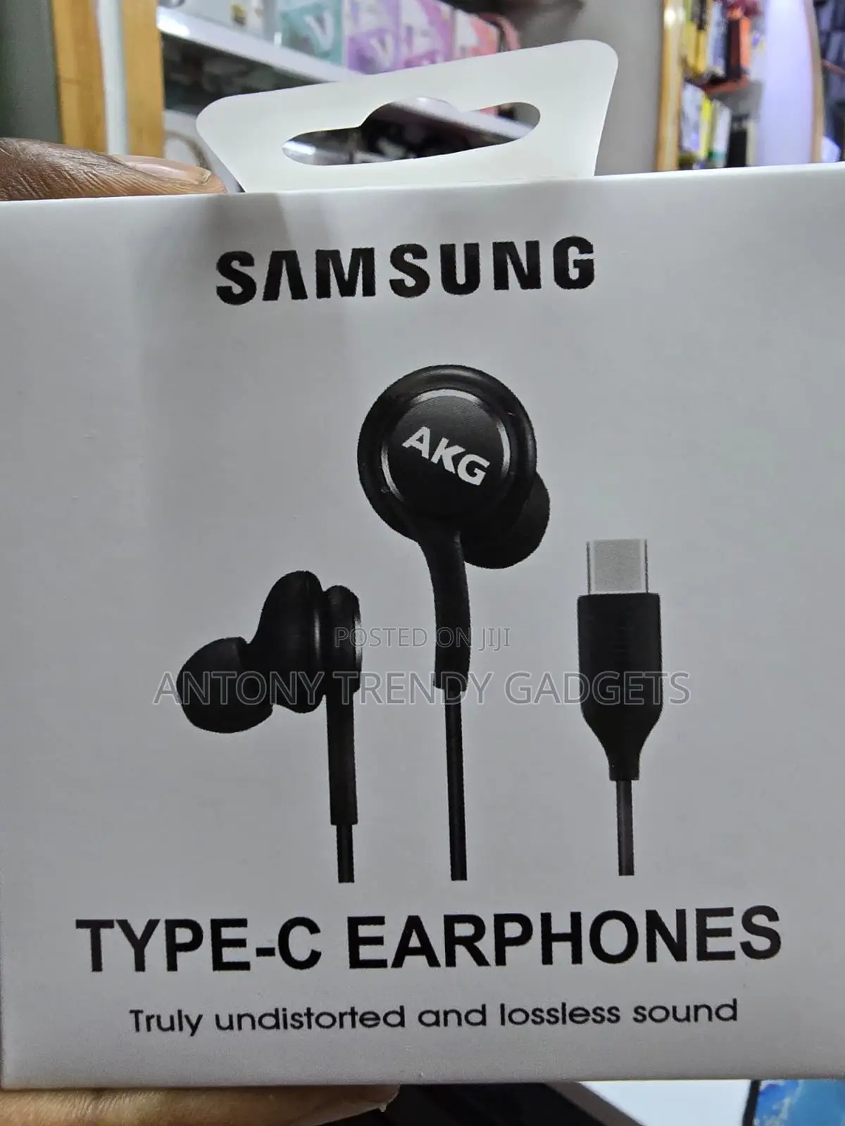 Samsung Type-C Earbuds Tuned by AKG for Clear Audio