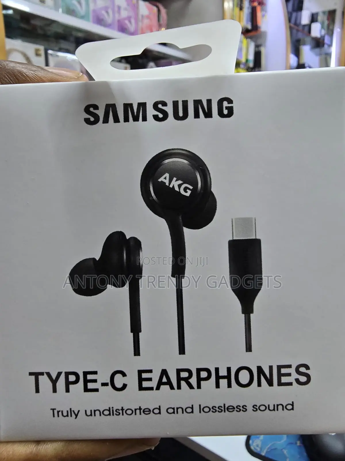 Samsung Type-C Earbuds Tuned by AKG for Clear Audio