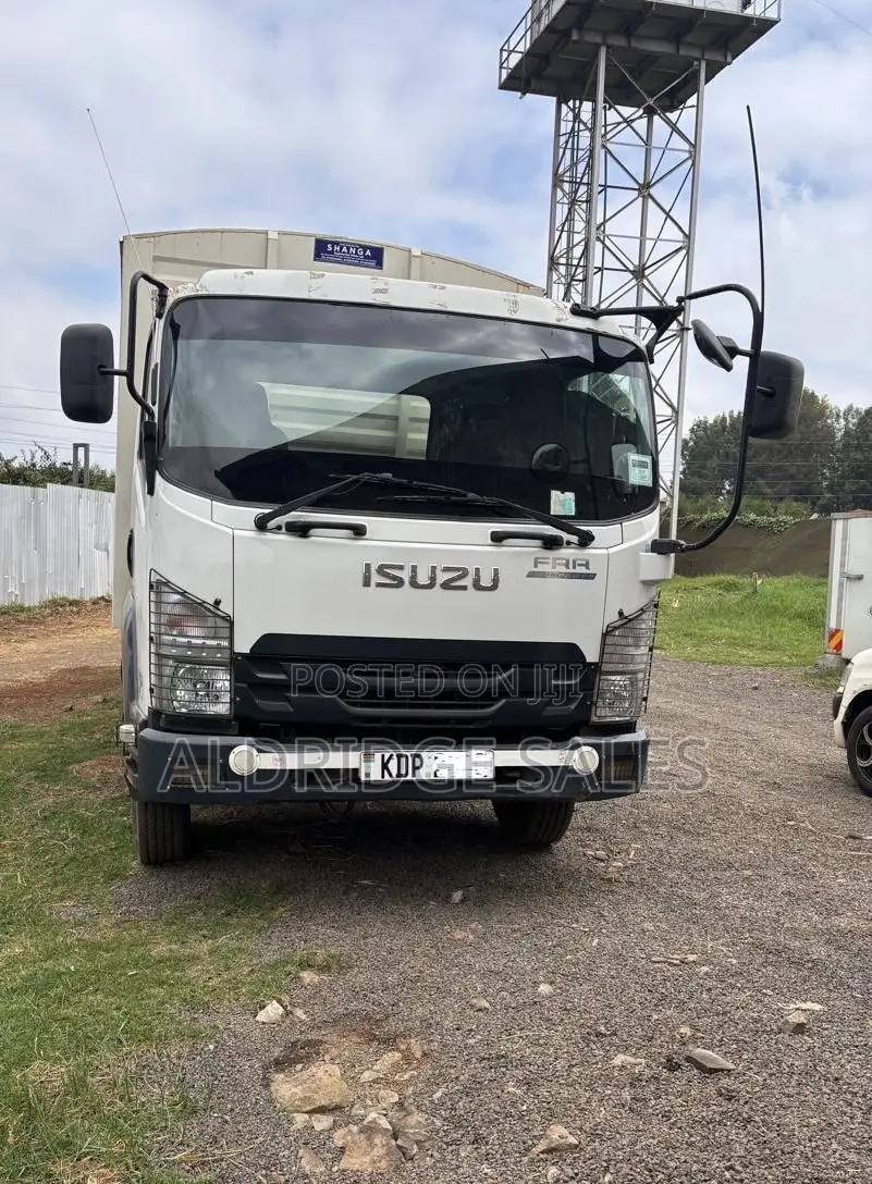 Isuzu FRR 2024