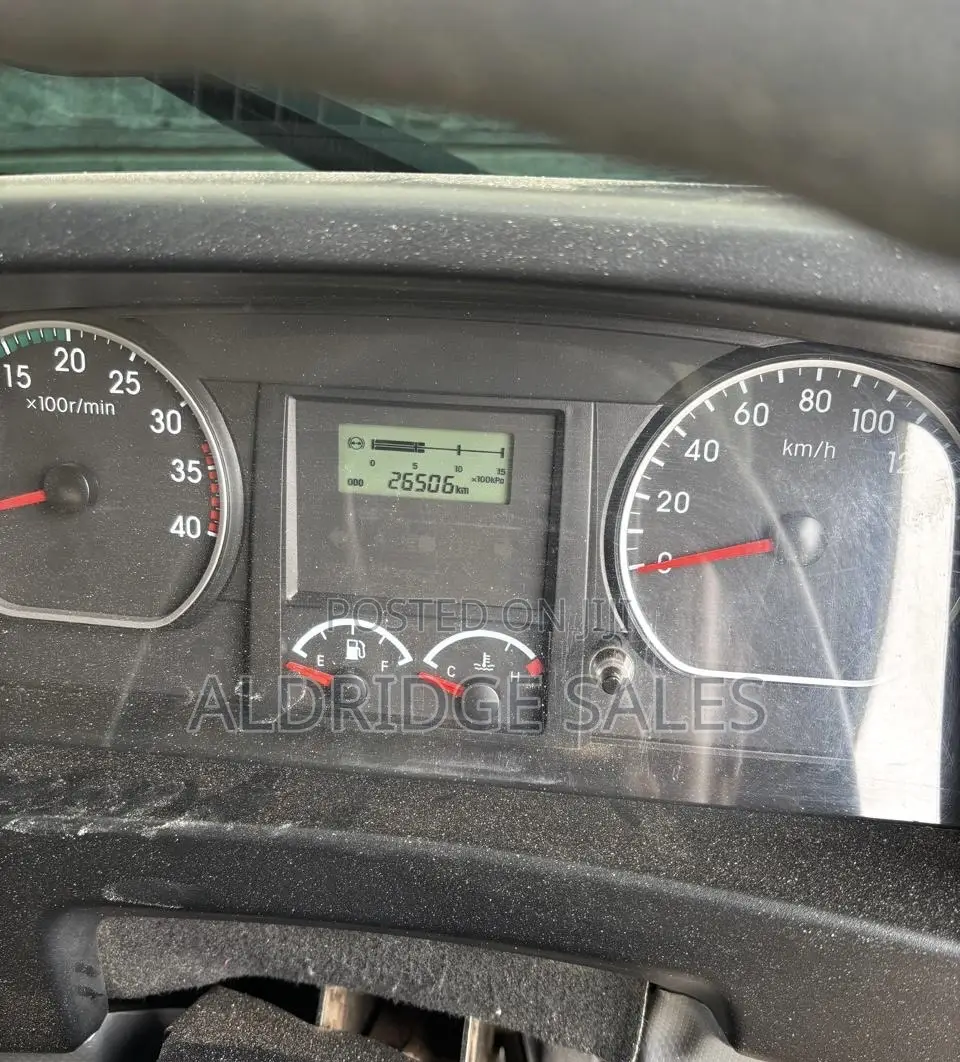 Isuzu FRR 2024