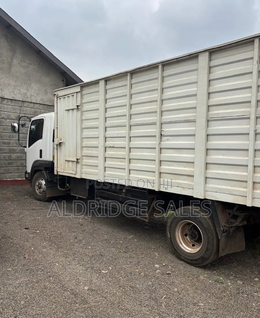 Isuzu FRR 2024