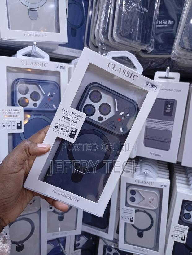 iPhone 14 Pro Integrated Magnetic Ring Case - thumbnail 2
