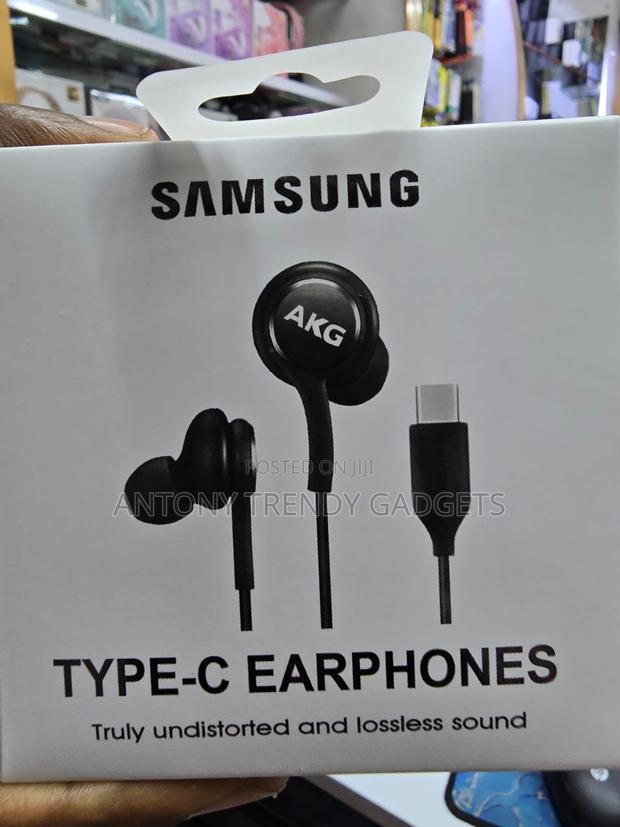 Samsung Type-C AKG Wired Earphones With Mic Volume Control - thumbnail 2