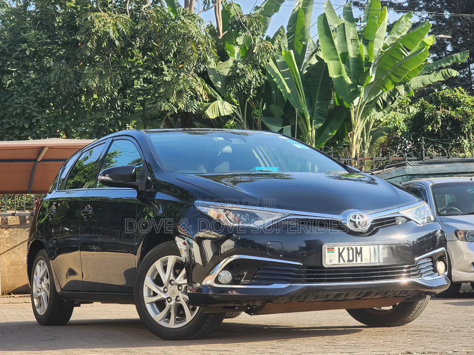 Toyota Auris 2016 Black