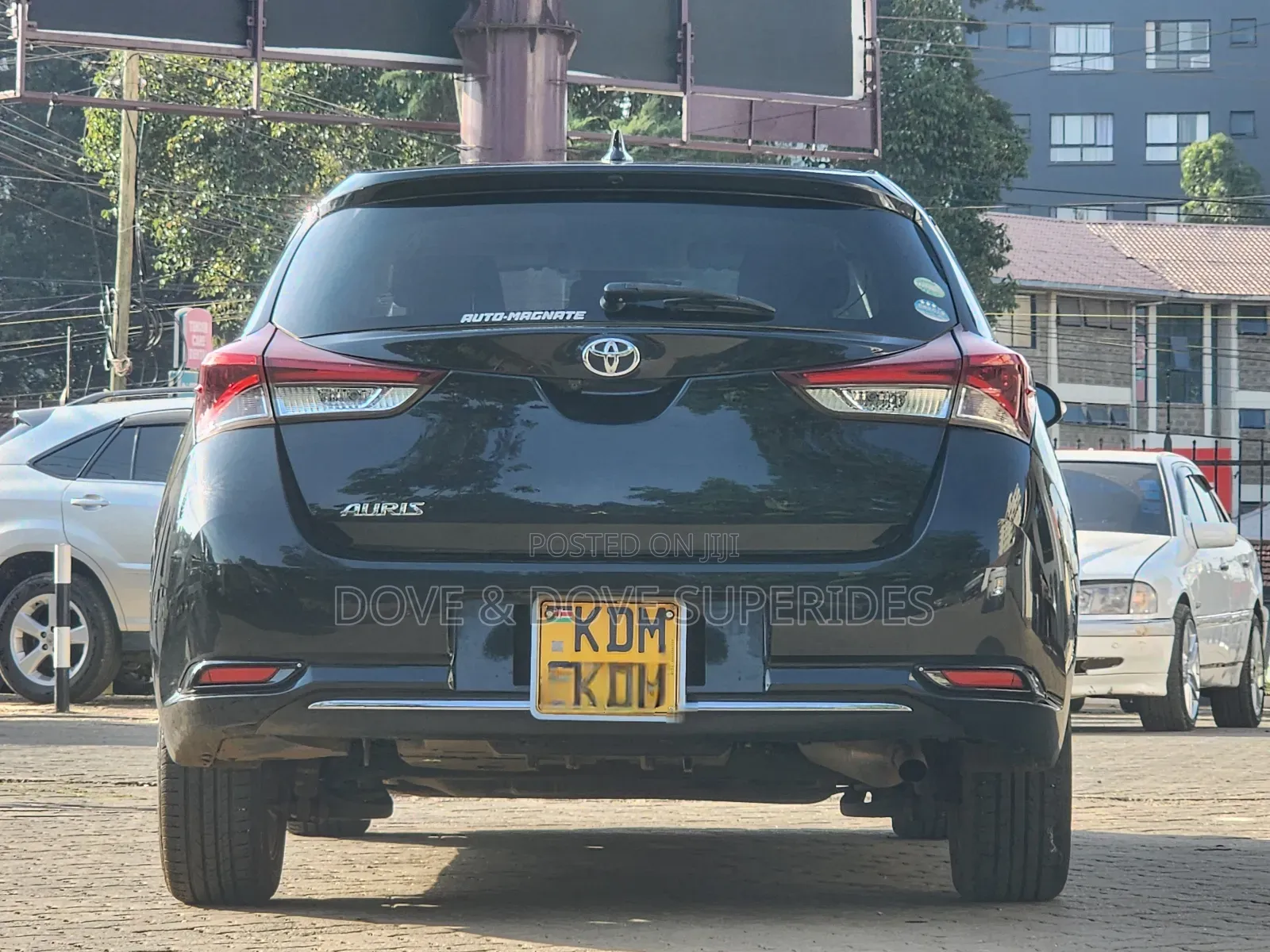 Toyota Auris 2016 Black