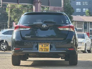 Toyota Auris 2016 Black