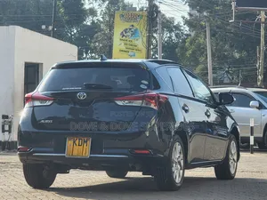Toyota Auris 2016 Black