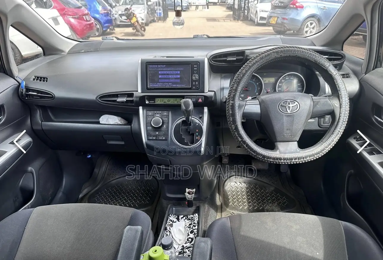 Toyota Wish 2011 Black