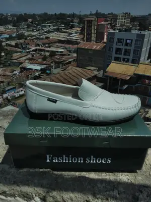 Premium Men's Loafers – Elegant Comfortable