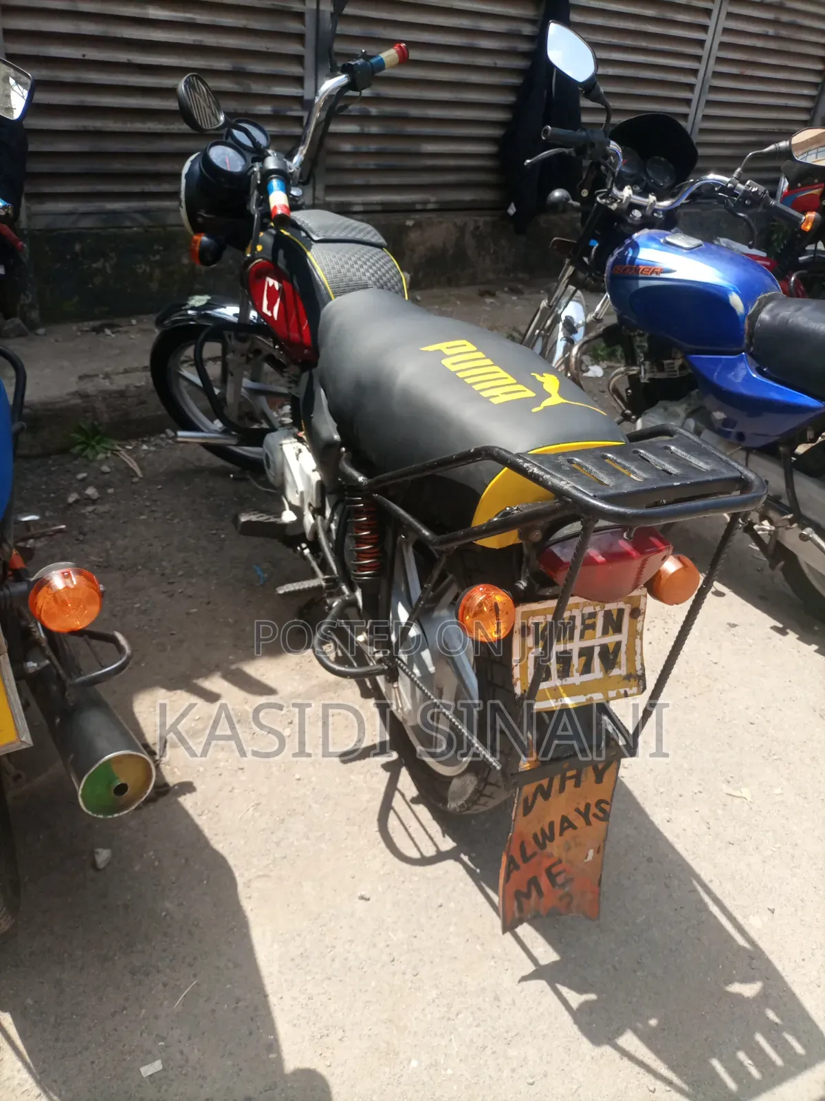 Bajaj Boxer 2022 Red