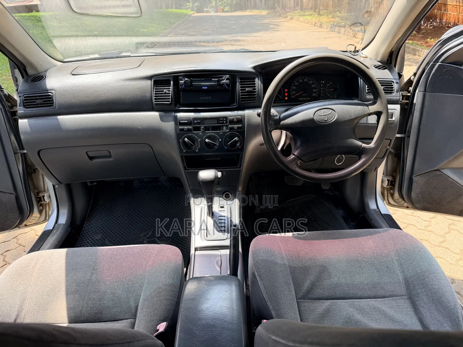 Toyota Corolla Sedan 2003 Silver