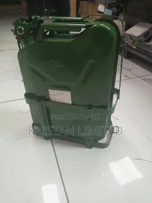 Water Storage Can/ Fuel Jerrycan