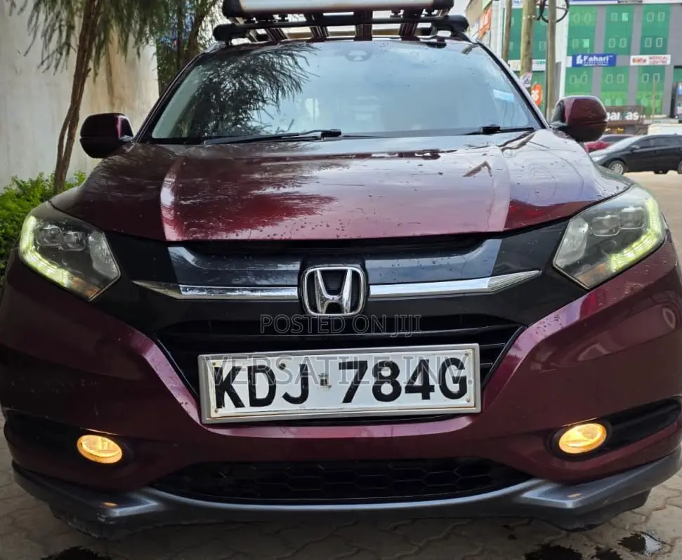 Honda Vezel 2014 Maroon