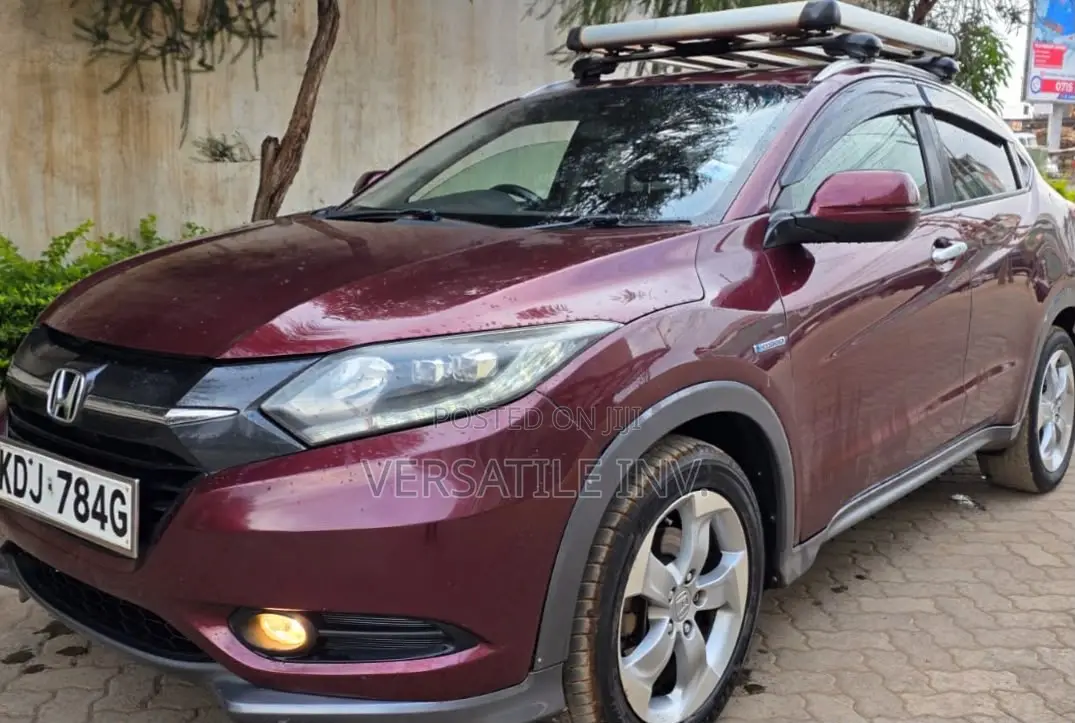 Honda Vezel 2014 Maroon