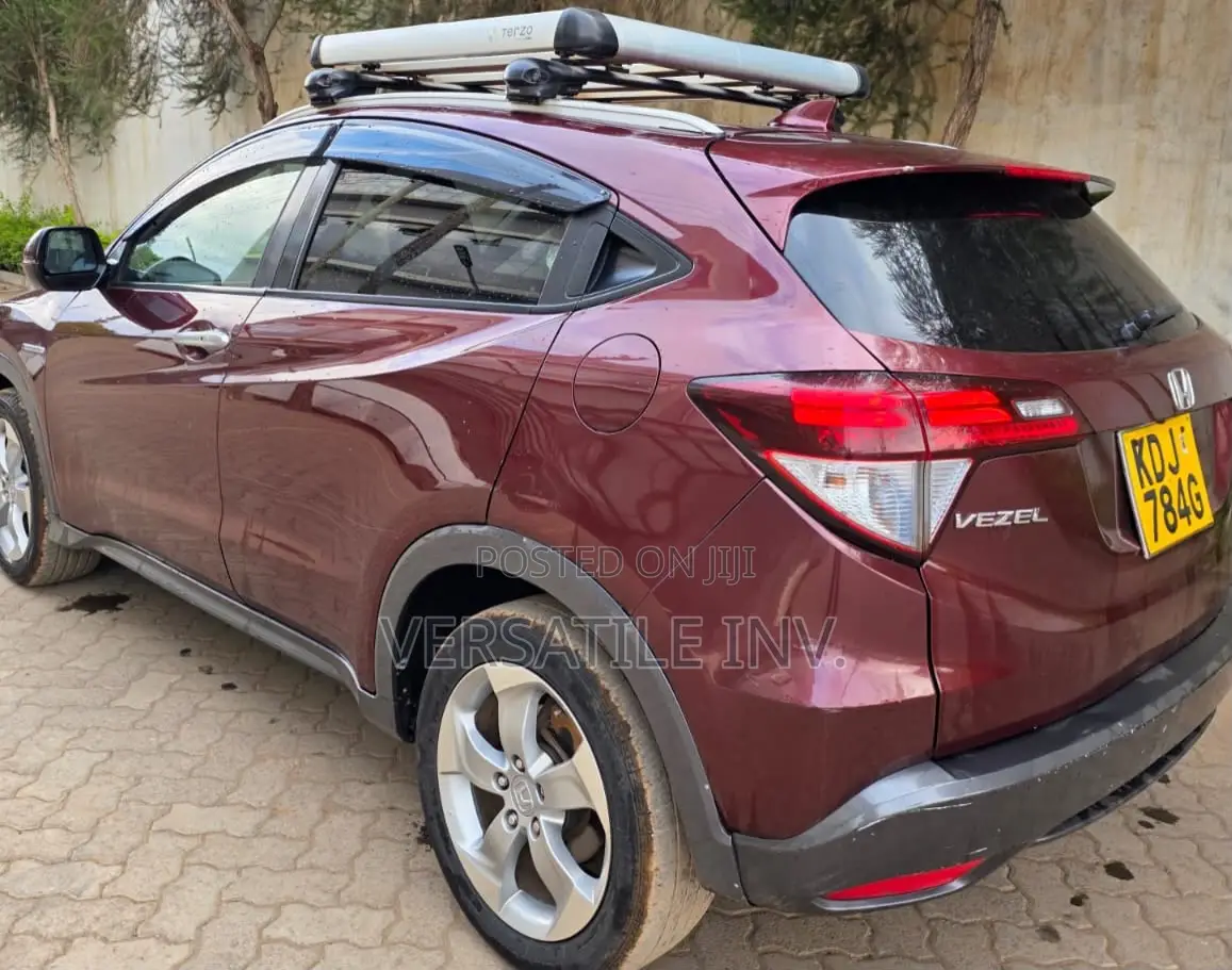 Honda Vezel 2014 Maroon
