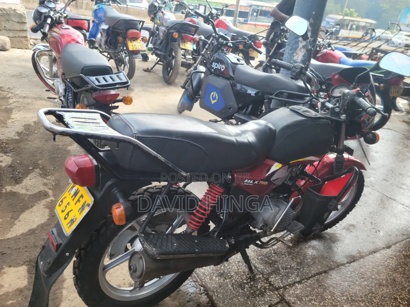 TVS HLX Plus ES 2022 Black
