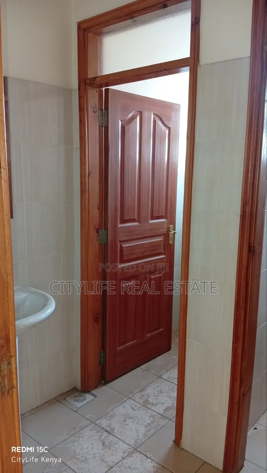 Ngara, Office Space on Ngara Road in 5th Floor 1390 SQFT