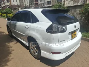 Toyota Harrier 2004 White