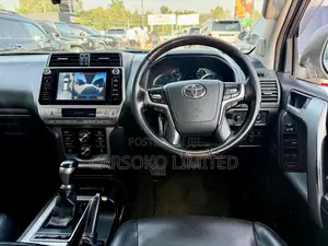 Toyota Land Cruiser Prado 2.8 2017 Brown