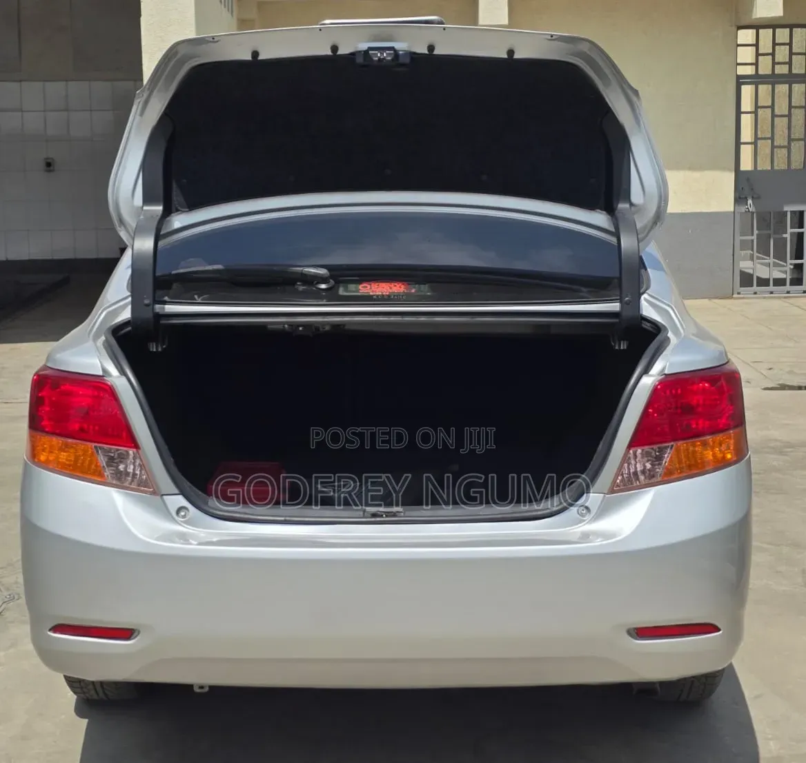 Toyota Allion 2010 Silver