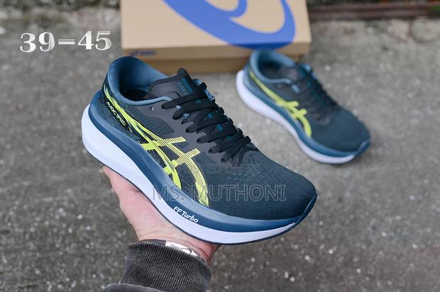 The ASICS Magic Speed 4 Size 39-45 - thumbnail 4
