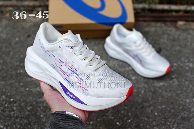The ASICS Magic Speed 4 Size 39-45 - thumbnail 6