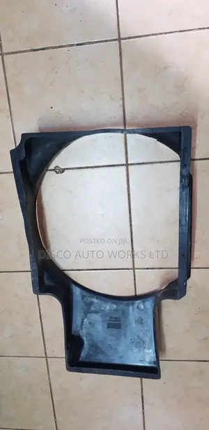 Land Rover Discovery 1 Radiator Shroud