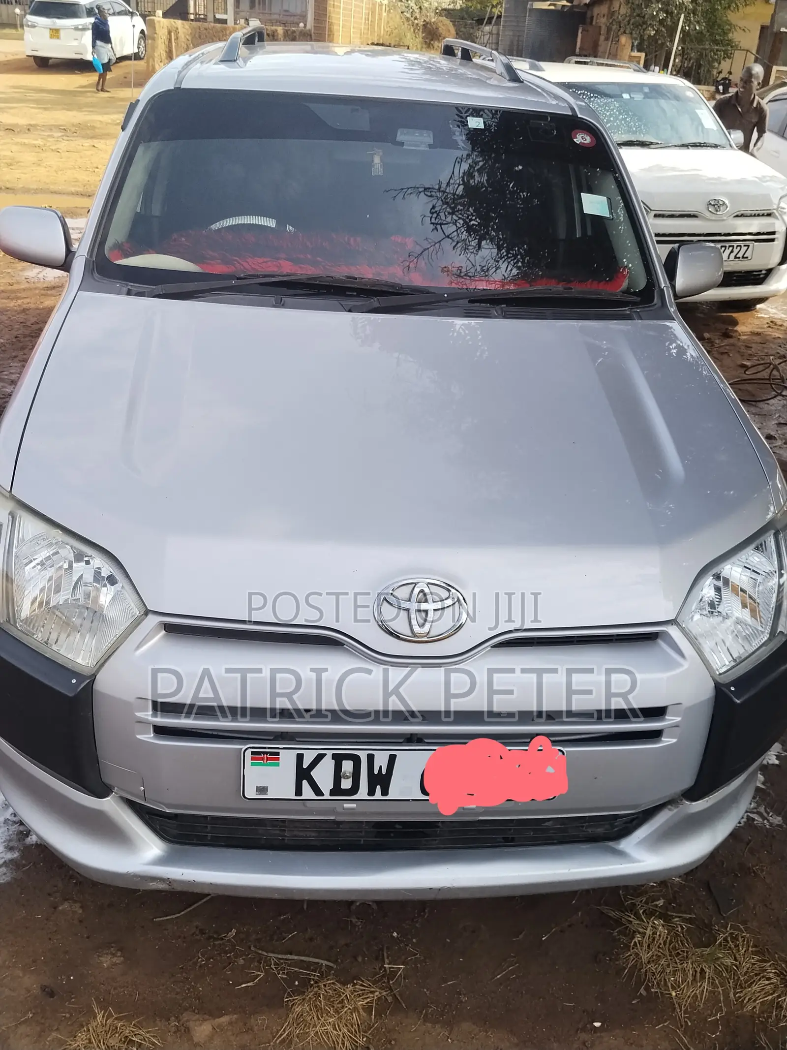 Toyota Probox 1.5 DX 4WD 2018 Silver