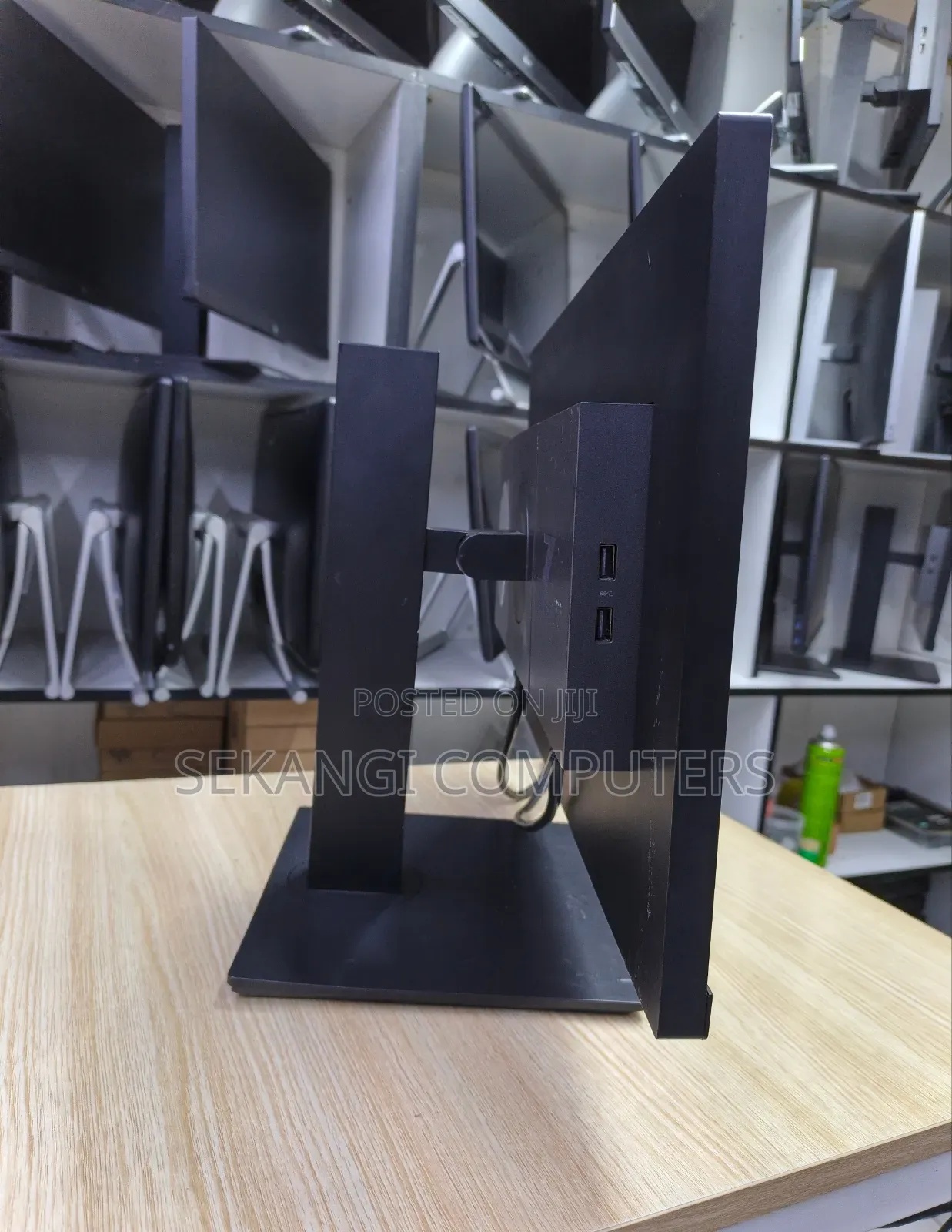 HP Z22 H2 Monitors