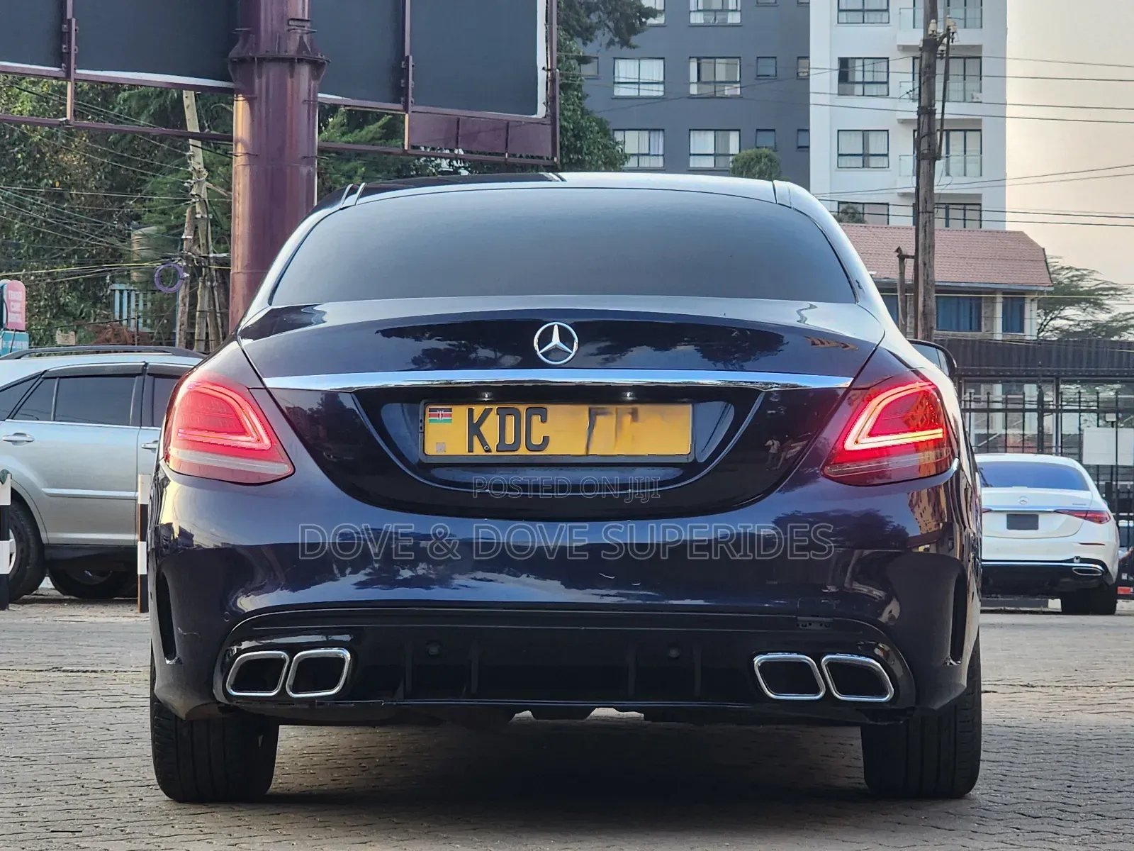 Mercedes-Benz C200 2019 Blue