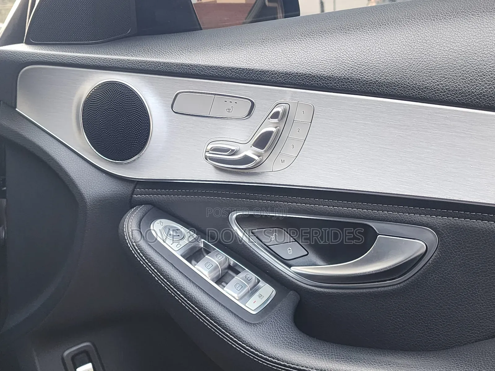 Mercedes-Benz C200 2019 Blue