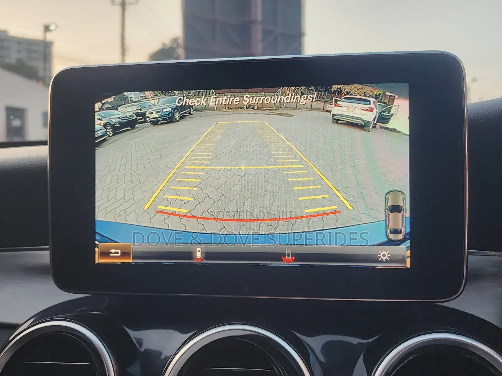 Mercedes-Benz C200 2019 Blue