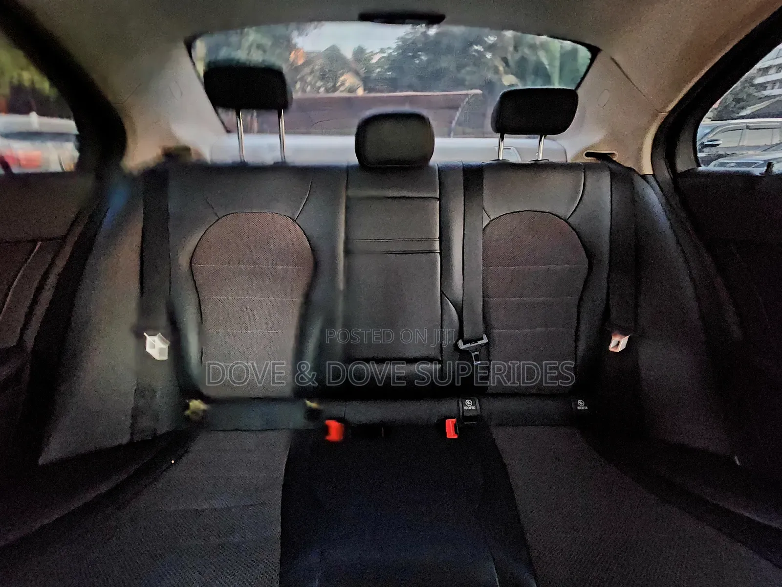 Mercedes-Benz C200 2019 Blue
