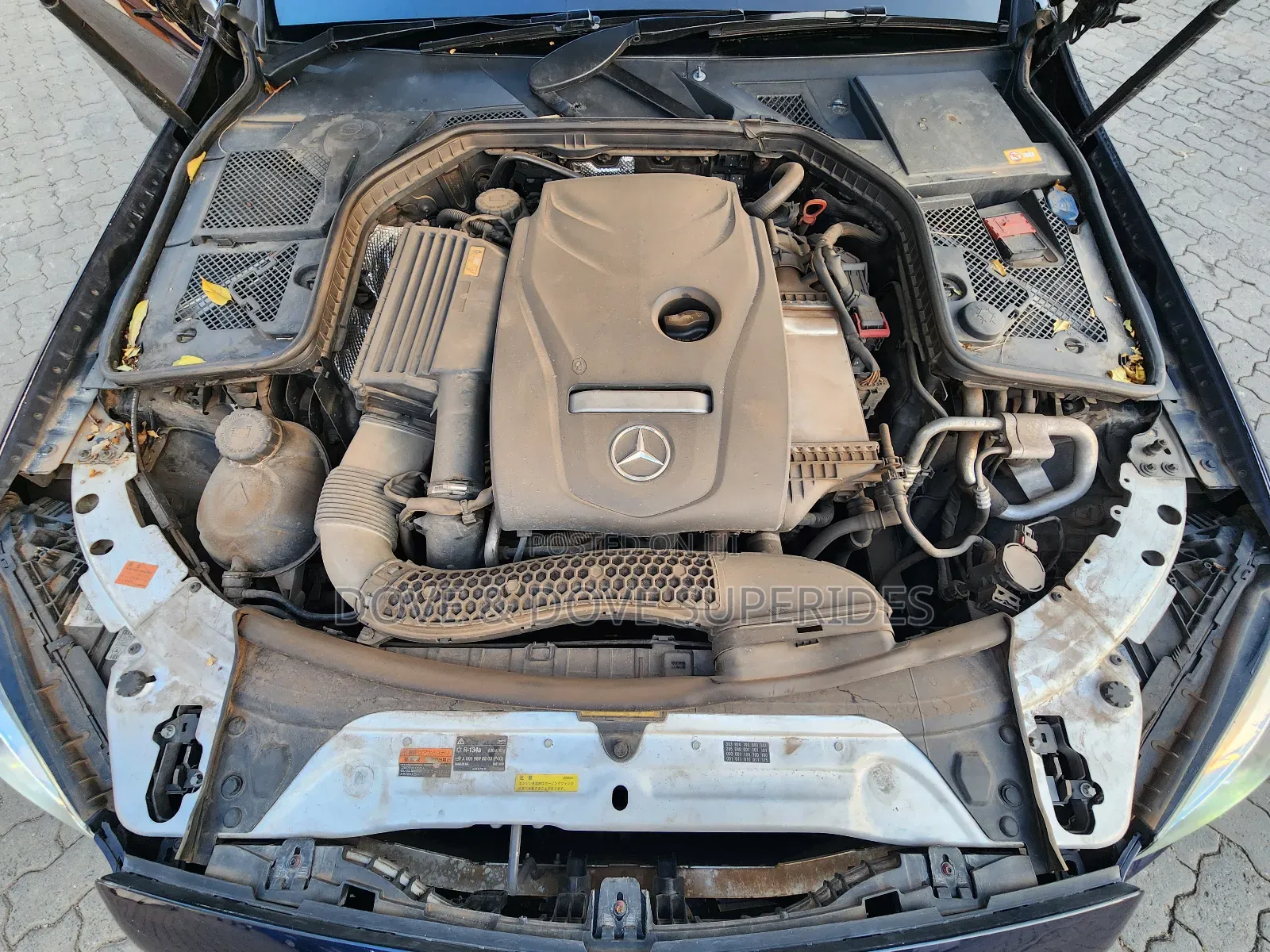 Mercedes-Benz C200 2019 Blue