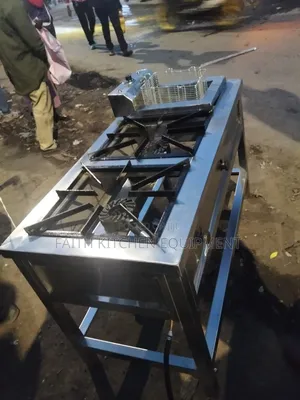 2 Burners Combined With Single Fryer