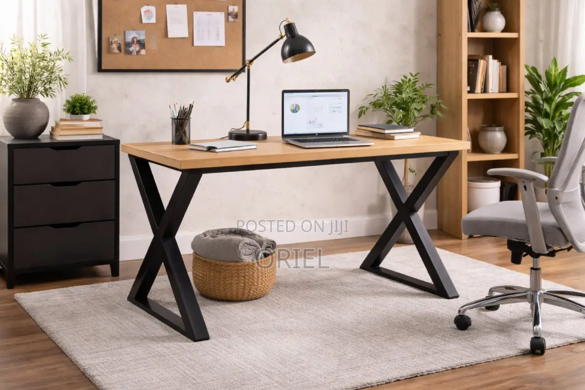 Office Desk : 1.2M Minimalist Metal Office Desk