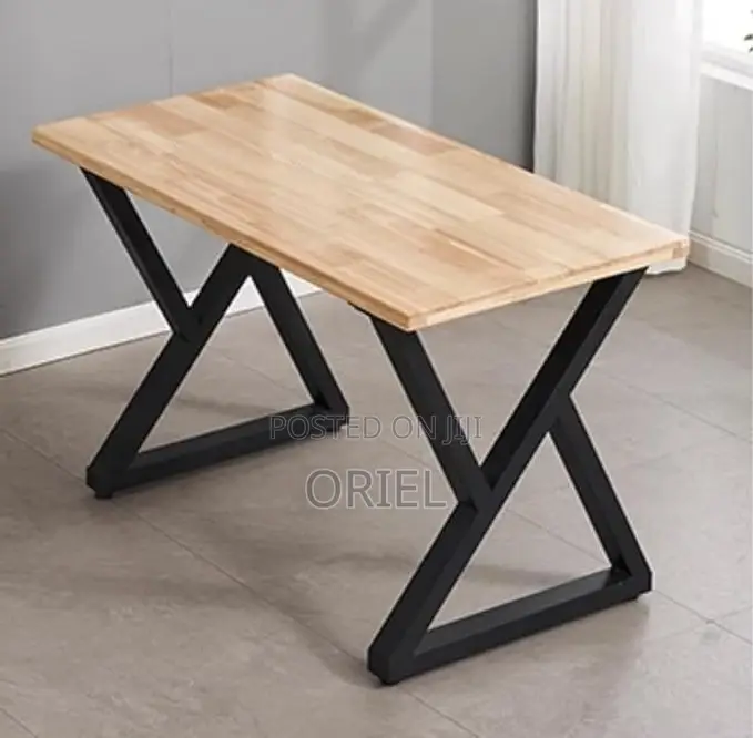 Office Desk : 1.2M Minimalist Metal Office Desk