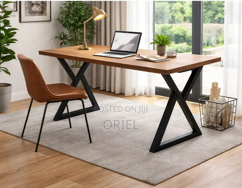 Office Desk : 1.2M Minimalist Metal Office Desk