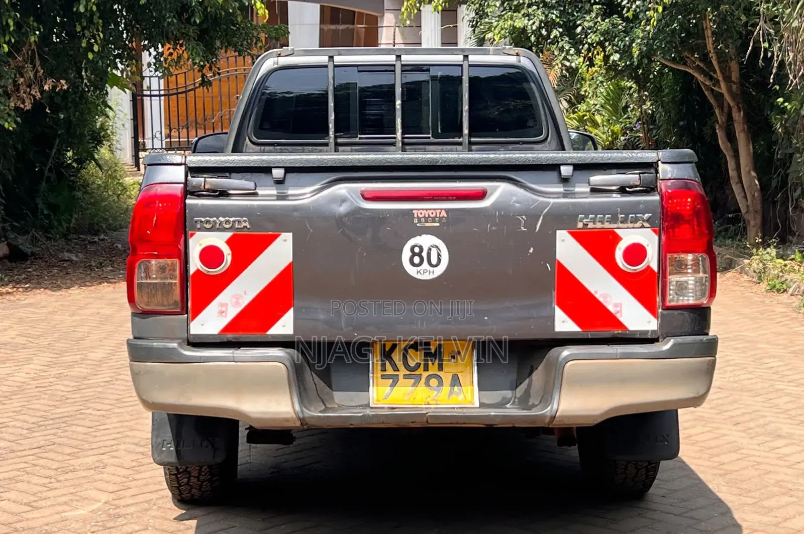Toyota Hilux 2017 Gray