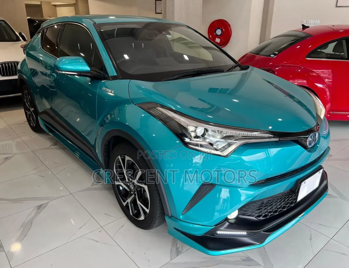 Toyota C-HR 2017 Green