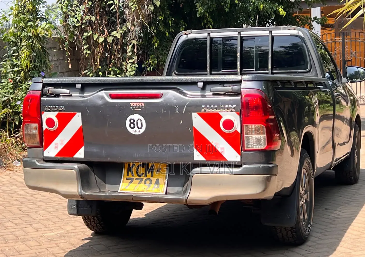 Toyota Hilux 2017 Gray