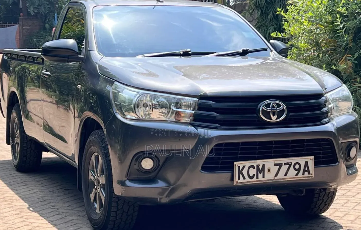 Toyota Hilux 2013